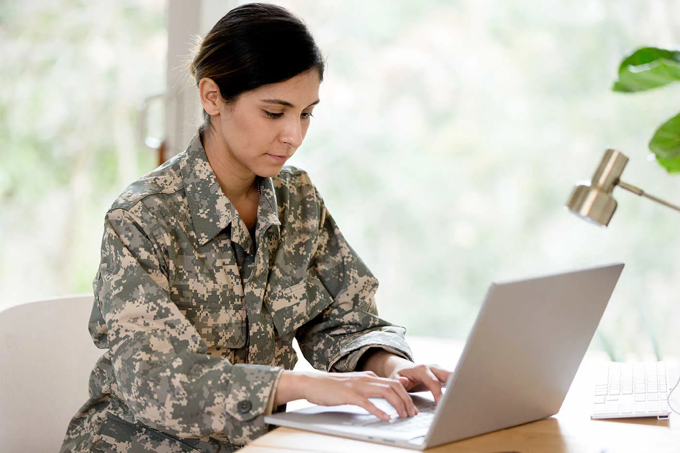 A Guide to the Best Online Colleges for Military Veterans